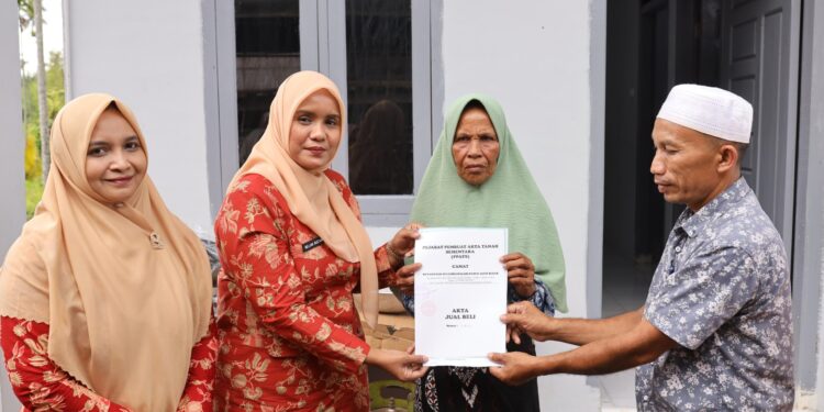 Ⓒ Hak cipta foto di atas dikembalikan sesungguhnya kepada pemilik foto