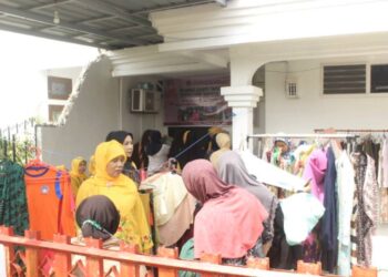 Suasana Charity Shop di perayaan Harlah ke-43 Himpunan Wanita Karya Sumatera Barat. FOTO/Dok. Istimewa. Ⓒ Hak cipta foto di atas dikembalikan sesungguhnya kepada pemilik foto