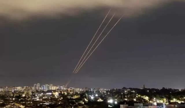 Ⓒ Hak cipta foto di atas dikembalikan sesungguhnya kepada pemilik foto