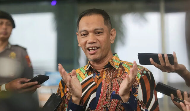 Ⓒ Hak cipta foto di atas dikembalikan sesungguhnya kepada sang pemilik foto Ⓒ Hak cipta foto di atas dikembalikan sesungguhnya kepada pemilik foto