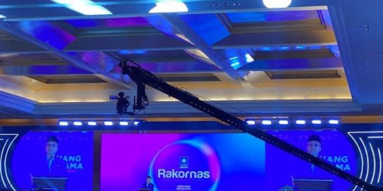 Ⓒ Hak cipta foto di atas dikembalikan sesungguhnya kepada sang pemilik foto Ⓒ Hak cipta foto di atas dikembalikan sesungguhnya kepada pemilik foto