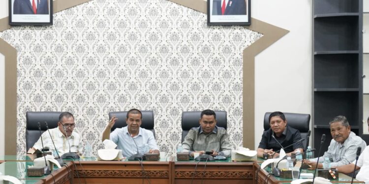 Ⓒ Hak cipta foto di atas dikembalikan sesungguhnya kepada pemilik foto