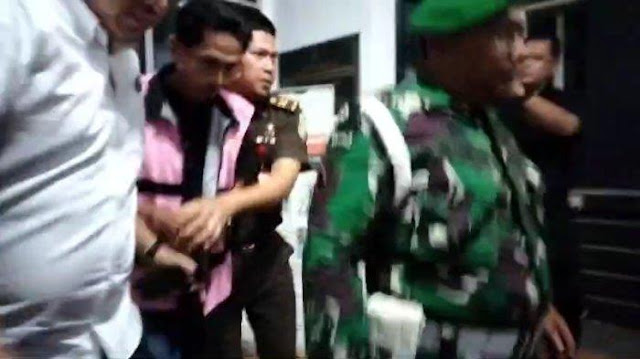 BREAKING NEWS: Pimpinan DPRD Kabupaten Bekasi Soleman Ditetapkan Tersangka Korupsi, Langsung Ditahan