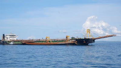 Kapal Asing Penyedot Pasir Laut Ilegal di Batam Diduga Lepas