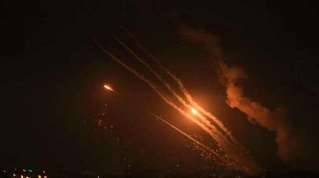 Balas Serangan Israel, Houthi Yaman Tembakkan Rudal ke Bandara Tel Aviv