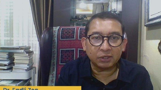 Ⓒ Hak cipta foto di atas dikembalikan sesungguhnya kepada sang pemilik foto Ⓒ Hak cipta foto di atas dikembalikan sesungguhnya kepada pemilik foto