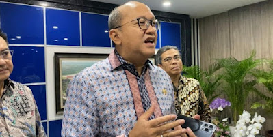 Apple Siap Bangun Pabrik di Batam, Rosan Beri Sinyal iPhone 16 Bisa Masuk Indonesia