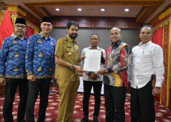 Fadhil Ilyas Ditunjuk Kembali Sebagai Plt Direktur Utama Bank Aceh Dalam RUPSLB