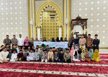 Salah satu kegiatan Waqaf Al-Quran Bank Aceh Syariah sepanjang Bulan Ramadhan dalam Program Cahaya Ramadhan 2025. FOTO/Dok. Bank Aceh. Ⓒ Hak cipta foto di atas dikembalikan sesungguhnya kepada pemilik foto