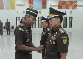 Plt Kajati Aceh Lantik Faisol jadi Asisten Pidana Militer Gantikan Joko Sutikno