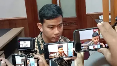 Ⓒ Hak cipta foto di atas dikembalikan sesungguhnya kepada sang pemilik foto Ⓒ Hak cipta foto di atas dikembalikan sesungguhnya kepada pemilik foto