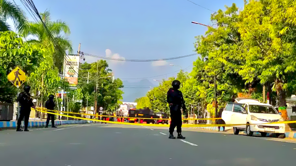 Ⓒ Hak cipta foto di atas dikembalikan sesungguhnya kepada sang pemilik foto Ⓒ Hak cipta foto di atas dikembalikan sesungguhnya kepada pemilik foto