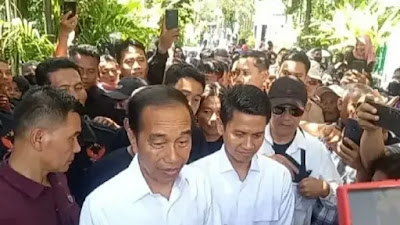 Ⓒ Hak cipta foto di atas dikembalikan sesungguhnya kepada sang pemilik foto Ⓒ Hak cipta foto di atas dikembalikan sesungguhnya kepada pemilik foto