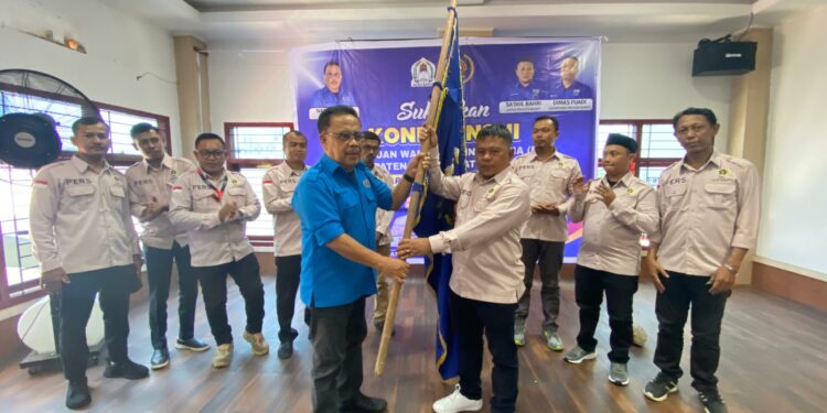 Ⓒ Hak cipta foto di atas dikembalikan sesungguhnya kepada pemilik foto