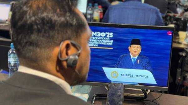 Ⓒ Hak cipta foto di atas dikembalikan sesungguhnya kepada sang pemilik foto Ⓒ Hak cipta foto di atas dikembalikan sesungguhnya kepada pemilik foto