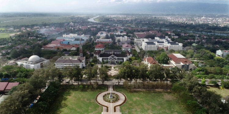 Ⓒ Hak cipta foto di atas dikembalikan sesungguhnya kepada pemilik foto