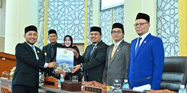 Ⓒ Hak cipta foto di atas dikembalikan sesungguhnya kepada pemilik foto