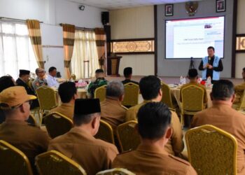 Sebanyak 295 Koperasi Desa Merah Putih (KDMP) di Kabupaten Aceh Tengah secara simbolis resmi diluncurkan pada Senin pagi di Aula Ummi Pendopo Bupati Aceh Tengah (21/07/2025). FOTO/HAI/Rizki Maulizar. Ⓒ Hak cipta foto di atas dikembalikan sesungguhnya kepada pemilik foto