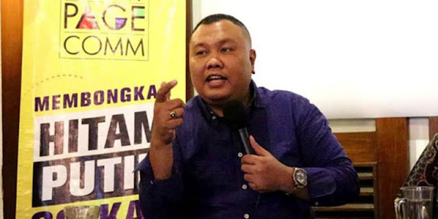 Ⓒ Hak cipta foto di atas dikembalikan sesungguhnya kepada pemilik foto Ⓒ Hak cipta foto di atas dikembalikan sesungguhnya kepada pemilik foto