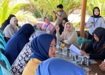 Suasana hangat penuh kebersamaan mewarnai Gampong Mon Ikeun, Lhoknga, Aceh Besar, pada Kamis (14/8/2025). Ⓒ Hak cipta foto di atas dikembalikan sesungguhnya kepada pemilik foto