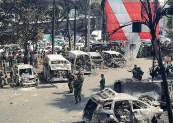 Gedung DPRD Kota Makassar Terbakar: 4 Tewas, 87 Mobil Tinggal Bangkai