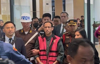 Eks Menteri Pendidikan, Kebudayaan, Riset, dan Teknologi (Mendikbudristek) Nadiem Makarim (NAM) resmi ditetapkan sebagai tersangka oleh penyidik Jaksa Agung Muda Tindak Pidana Khusus (Jampidsus) Kejaksaan Agung. FOTO/Net. Ⓒ Hak cipta foto di atas dikembalikan sesungguhnya kepada pemilik foto