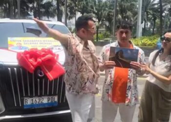 Ⓒ Hak cipta foto di atas dikembalikan sesungguhnya kepada sang pemilik foto Ⓒ Hak cipta foto di atas dikembalikan sesungguhnya kepada pemilik foto