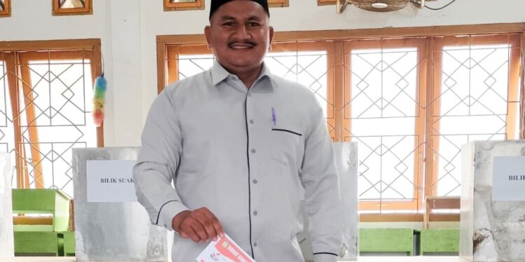 Ⓒ Hak cipta foto di atas dikembalikan sesungguhnya kepada sang pemilik foto Ⓒ Hak cipta foto di atas dikembalikan sesungguhnya kepada pemilik foto