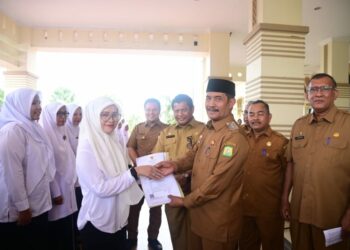 101 ASN Baru Aceh Besar Terima SK, Wabup Ingatkan Pentingnya Keharmonisan Rumah Tangga