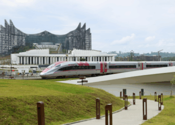 Mantan Jubir Gus Dur Sebut IKN dan Kereta Cepat Proyek Cari Untung Via Mark Up Gila-gilaan