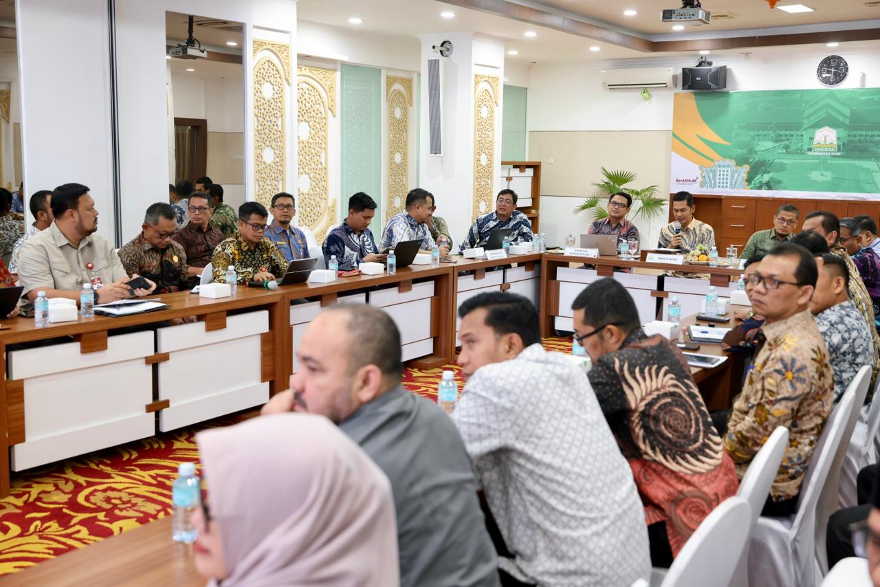 Rapat dengan KPK, Sekda Aceh Targetkan 95 Persen Capaian MCSP 2025