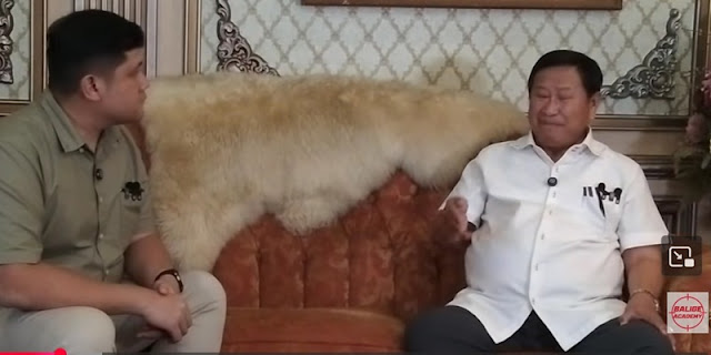 Ⓒ Hak cipta foto di atas dikembalikan sesungguhnya kepada sang pemilik foto Ⓒ Hak cipta foto di atas dikembalikan sesungguhnya kepada pemilik foto