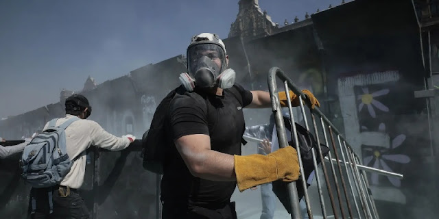 Ⓒ Hak cipta foto di atas dikembalikan sesungguhnya kepada sang pemilik foto Ⓒ Hak cipta foto di atas dikembalikan sesungguhnya kepada pemilik foto