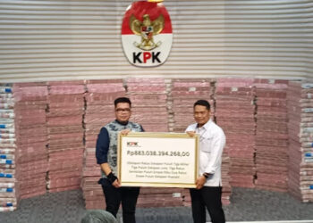 KPK Serahkan Aset Rampasan Rp883 Miliar ke PT Taspen