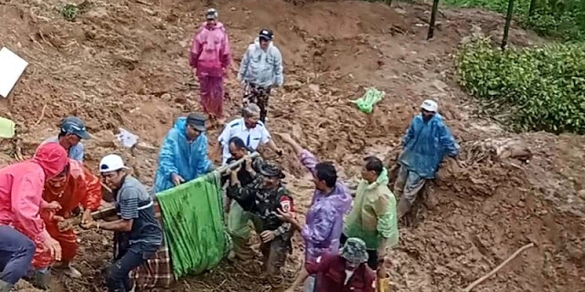 Ⓒ Hak cipta foto di atas dikembalikan sesungguhnya kepada sang pemilik foto Ⓒ Hak cipta foto di atas dikembalikan sesungguhnya kepada pemilik foto