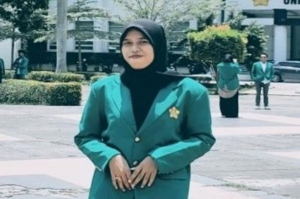 Ⓒ Hak cipta foto di atas dikembalikan sesungguhnya kepada sang pemilik foto Ⓒ Hak cipta foto di atas dikembalikan sesungguhnya kepada pemilik foto