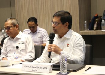 Rektor UIN Ar-Raniry Paparkan Strategi Keterbukaan Informasi pada Uji Publik KIP 2025