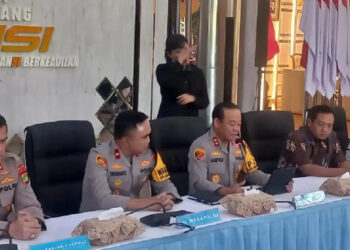 Kapolda Metro Sebut Ijazah Jokowi yang Dianalisa Roy Suryo Cs Hasil Editan: Ijazah Aslinya Ada