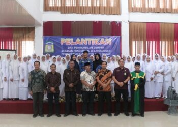 Lantik 42 Pejabat Fungsional, Sekda Aceh Besar Tekankan Disiplin dan Komunikasi Efektif