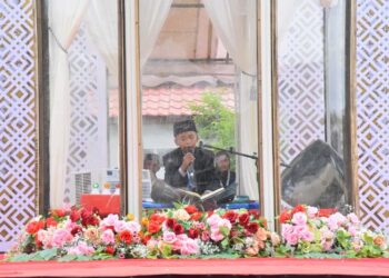 Qari cilik asal Kabupaten Aceh Besar, Ahmad Waly Alkhalidy, tampil memukau pada babak final cabang Tartil Qur’an Kanak-Kanak dalam ajang Musabaqah Tilawatil Qur’an (MTQ) XXXVII tingkat Provinsi Aceh tahun 2025, di Mesjid Al-Munawwarah, Gampong Meunasah Bie, Kecamatan Meurah Dua, Kabupaten Pidie Jaya, Kamis, 6 November 2025. FOTO/Net. Ⓒ Hak cipta foto di atas dikembalikan sesungguhnya kepada pemilik foto