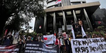 Ⓒ Hak cipta foto di atas dikembalikan sesungguhnya kepada pemilik foto