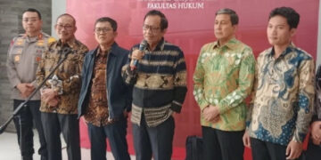 Ⓒ Hak cipta foto di atas dikembalikan sesungguhnya kepada pemilik foto