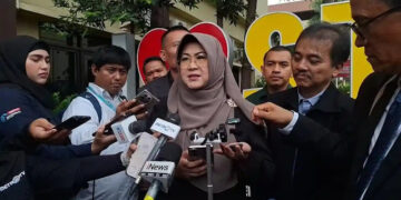 Ⓒ Hak cipta foto di atas dikembalikan sesungguhnya kepada sang pemilik foto Ⓒ Hak cipta foto di atas dikembalikan sesungguhnya kepada pemilik foto