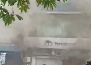 Ⓒ Hak cipta foto di atas dikembalikan sesungguhnya kepada sang pemilik foto Ⓒ Hak cipta foto di atas dikembalikan sesungguhnya kepada pemilik foto