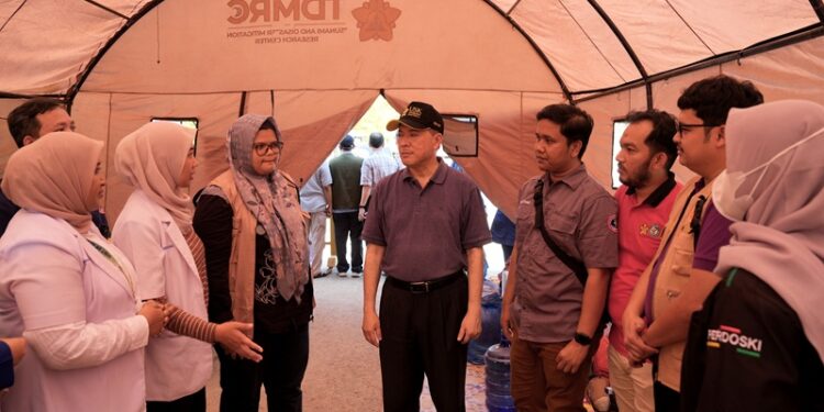 Ⓒ Hak cipta foto di atas dikembalikan sesungguhnya kepada sang pemilik foto Ⓒ Hak cipta foto di atas dikembalikan sesungguhnya kepada pemilik foto