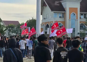 Ⓒ Hak cipta foto di atas dikembalikan sesungguhnya kepada pemilik foto