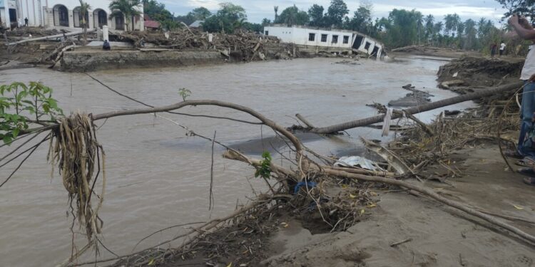 Ⓒ Hak cipta foto di atas dikembalikan sesungguhnya kepada pemilik foto