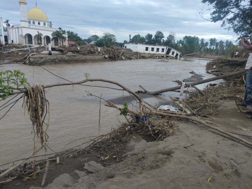 Ⓒ Hak cipta foto di atas dikembalikan sesungguhnya kepada pemilik foto