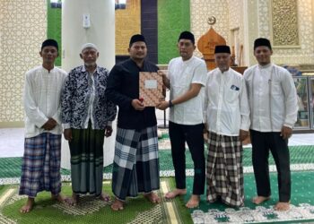 Ⓒ Hak cipta foto di atas dikembalikan sesungguhnya kepada sang pemilik foto Ⓒ Hak cipta foto di atas dikembalikan sesungguhnya kepada pemilik foto