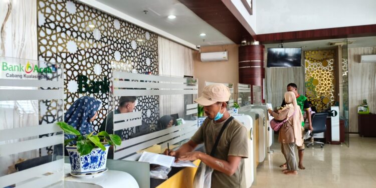 Ⓒ Hak cipta foto di atas dikembalikan sesungguhnya kepada pemilik foto